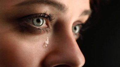 تفسير حلم رؤية البكاء في المنام ودلالاته المختلفة -ابراج نيوز 2 حلم رؤية البكاء في المنام