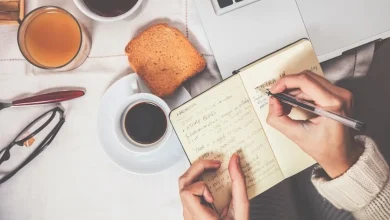 فوائد الكتابة اليومية: مفتاح الإبداع والتوازن النفسي 7 فوائد الكتابة اليومية
