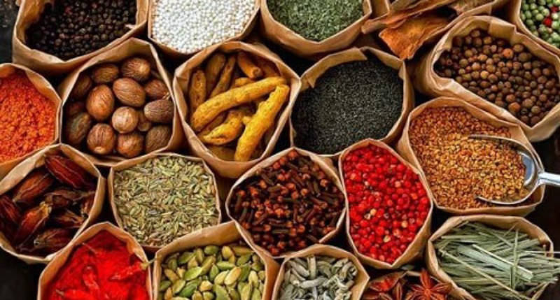 فوائد الأعشاب الطبيعية