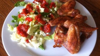 وصفات صحية ولذيذة في أقل من نصف ساعة 9 grilled chicken wings with salad 1132x670 1