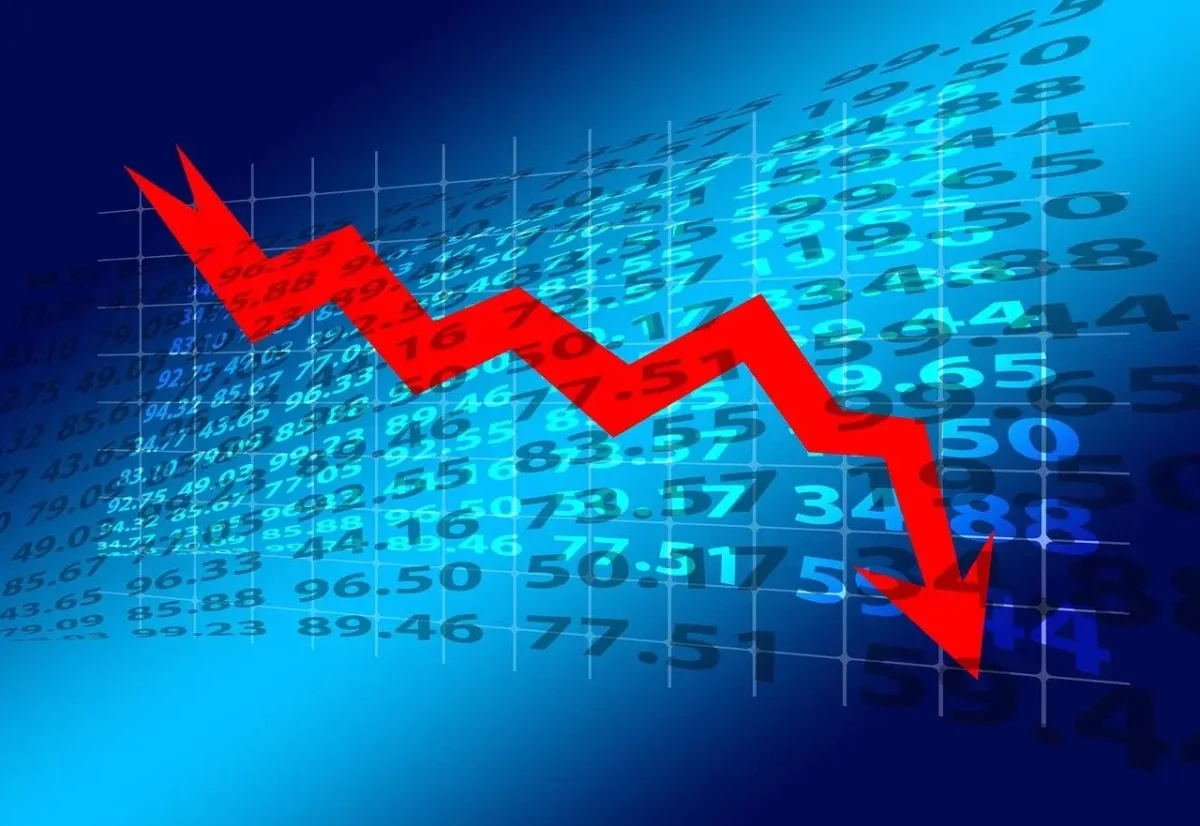 الاستثمار في زمن القلق: أين يضع الأفراد أموالهم اليوم؟ 1 الانكماش الاقتصادي مخاطره 2