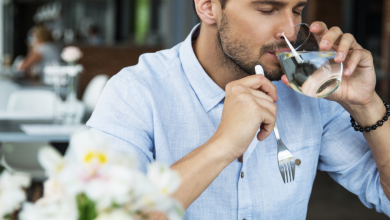 فوائد واضرار شرب الماء اثناء الاكل وهل يؤثر على الهضم والوزن 5 تصميم بدون عنوان 20260708 231756 ٠٠٠٠